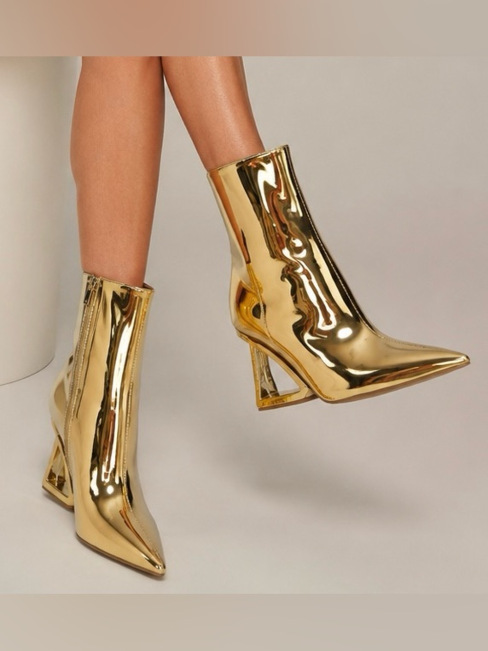 Gianni Bini NWOT Women’s Size 8 Mirrored Gold Ankle Boots Sculpted Heels Pointed